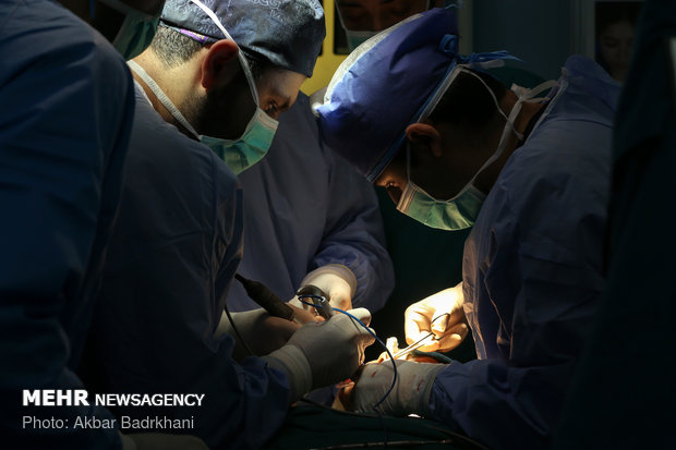 انجام شیوه مدرن بازکردن رگ های قلب در مراکز درمانی ایران