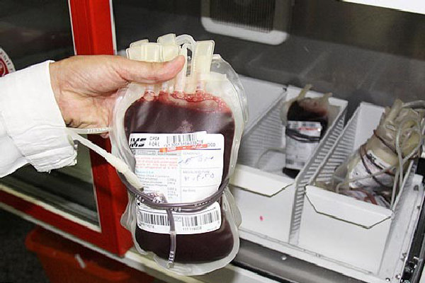 تهران نیازمند ۴ مرکز تولید و توزیع فرآورده های خون است